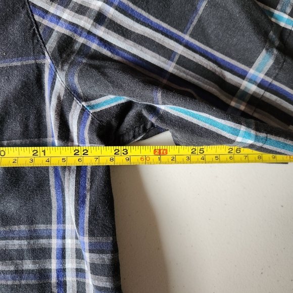 Firefly Mens Large Short Sleeve Button Up Shirt - Picture 3 of 6